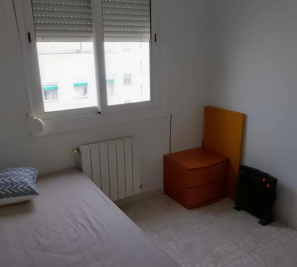 Dormir Sleep Comidad 100 Барселона Испания